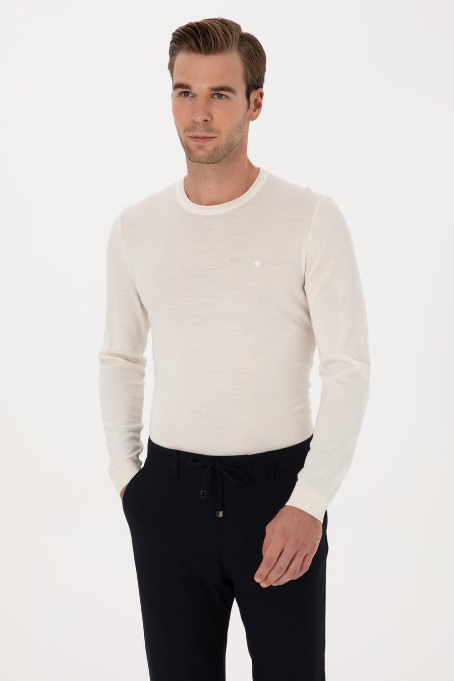 Beyaz Slim Fit Yün Karışımlı Bisiklet Yaka Basic Triko Kazak - 50315266020