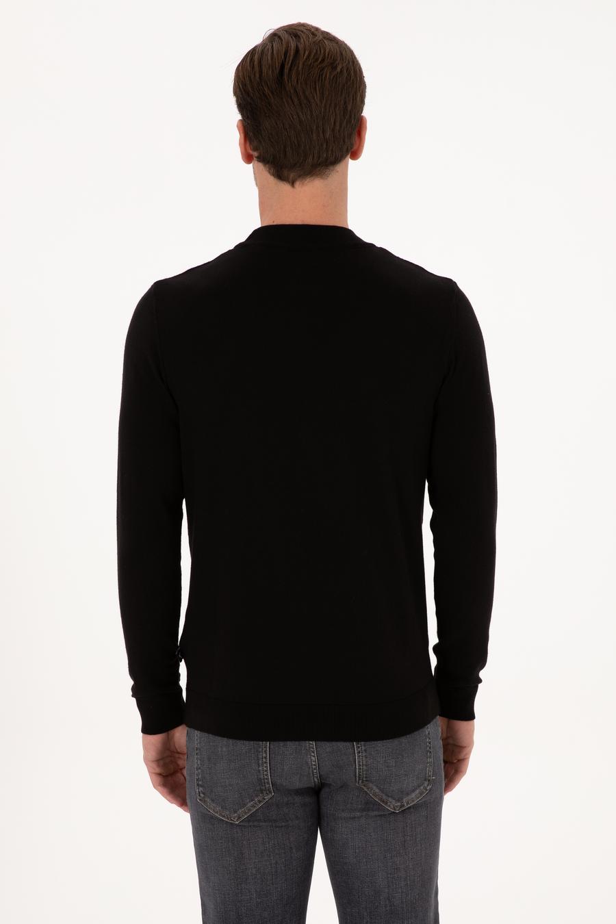 Siyah Slim Fit %100 Pamuk Çeyrek Balıkçı Yaka Triko Kazak - 50318950021