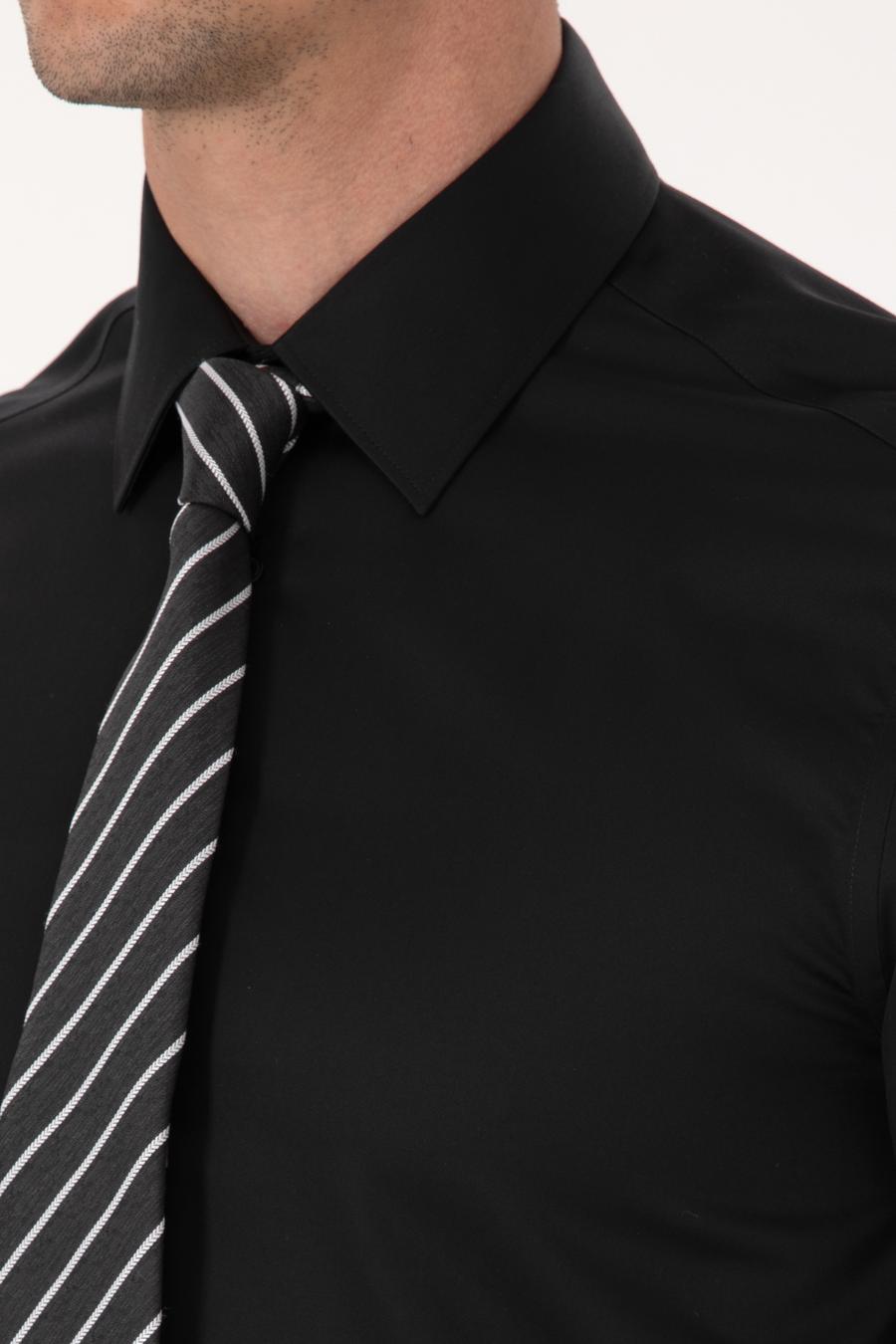 Siyah Slim Fit %100 Pamuk Non Iron Kolay Ütülenebilir Klasik Gömlek - 50314613042
