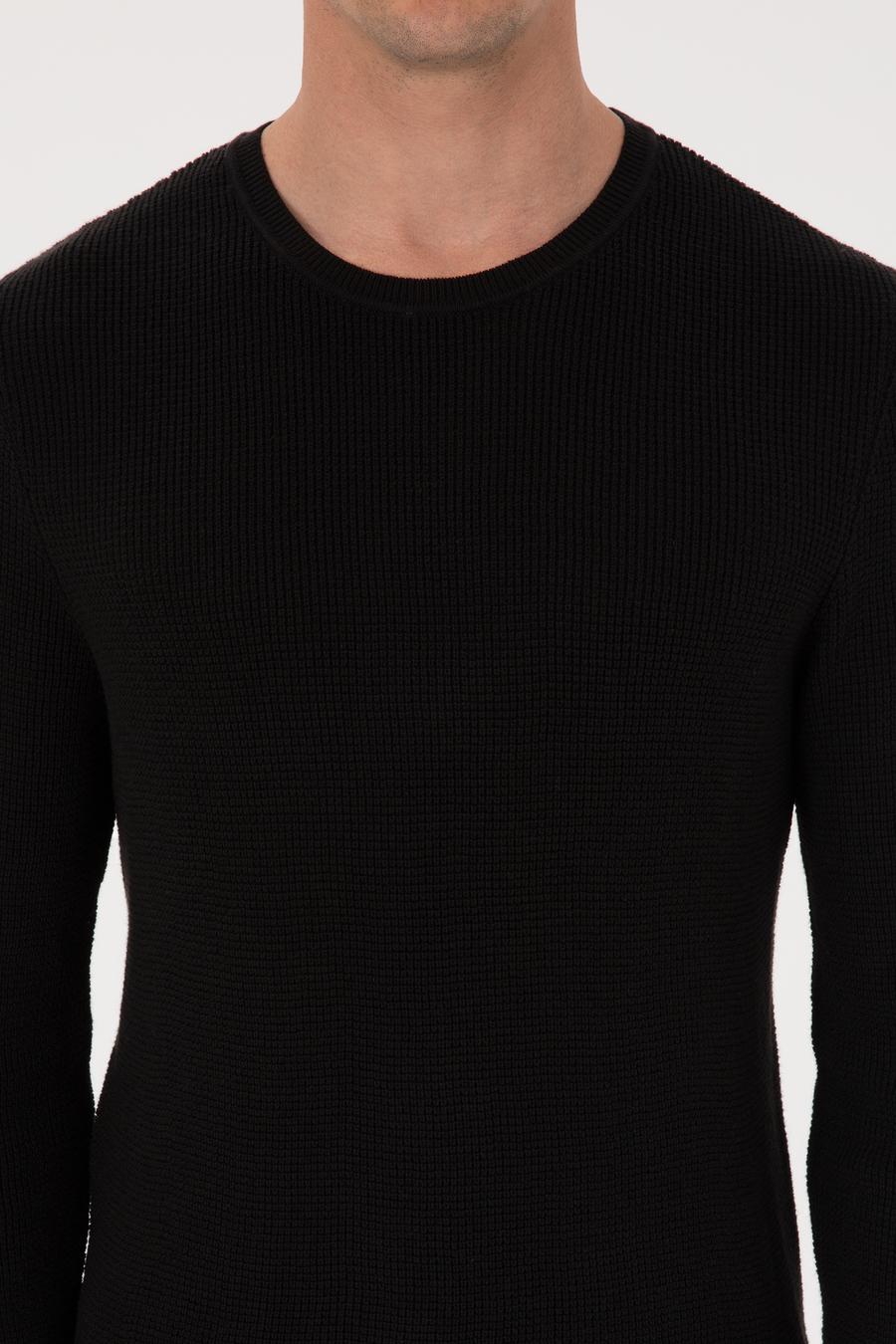Siyah Slim Fit Pamuk Karışımlı Bisiklet Yaka Triko Kazak - 50318983018