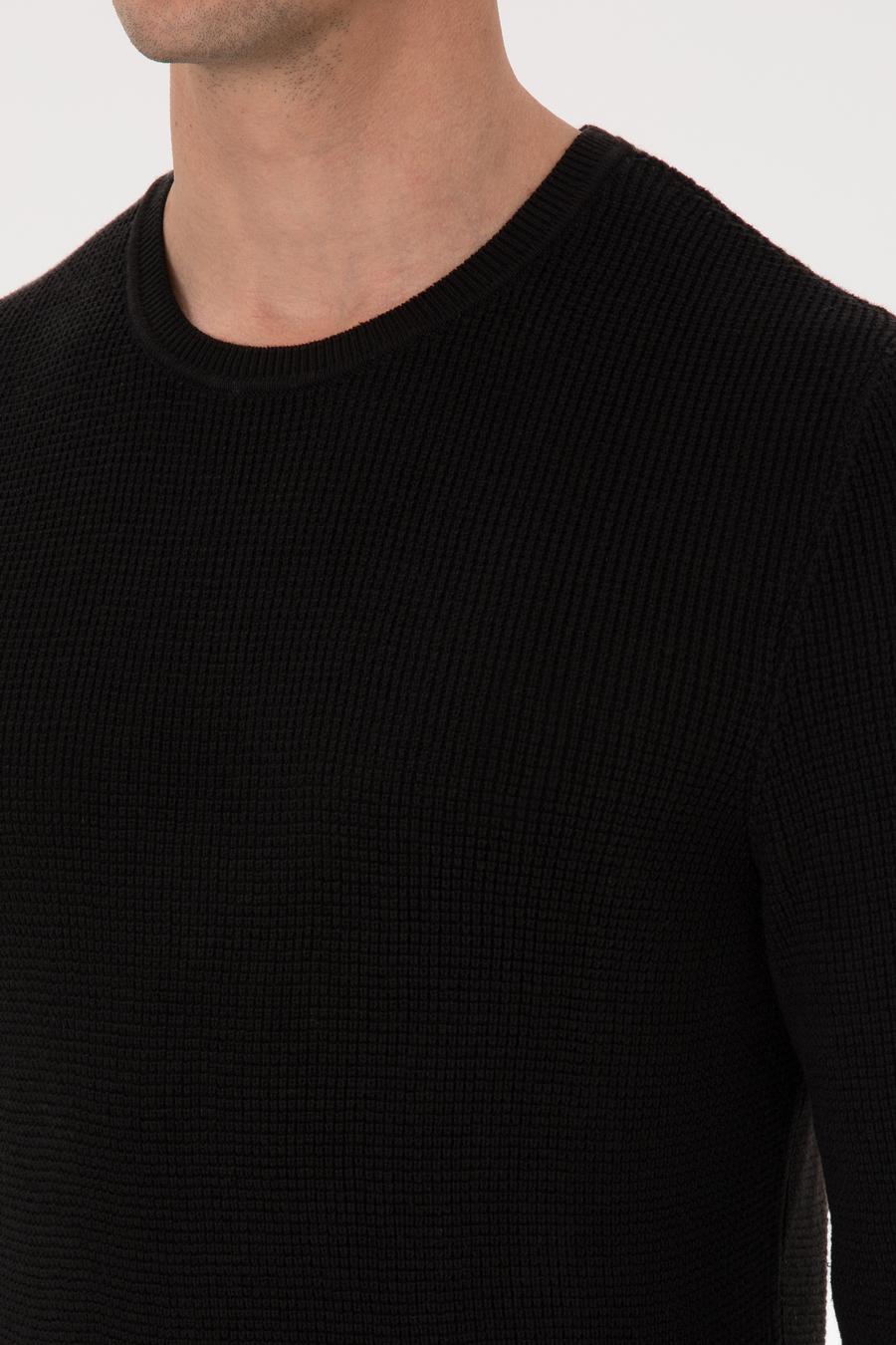 Siyah Slim Fit Pamuk Karışımlı Bisiklet Yaka Triko Kazak - 50318983018