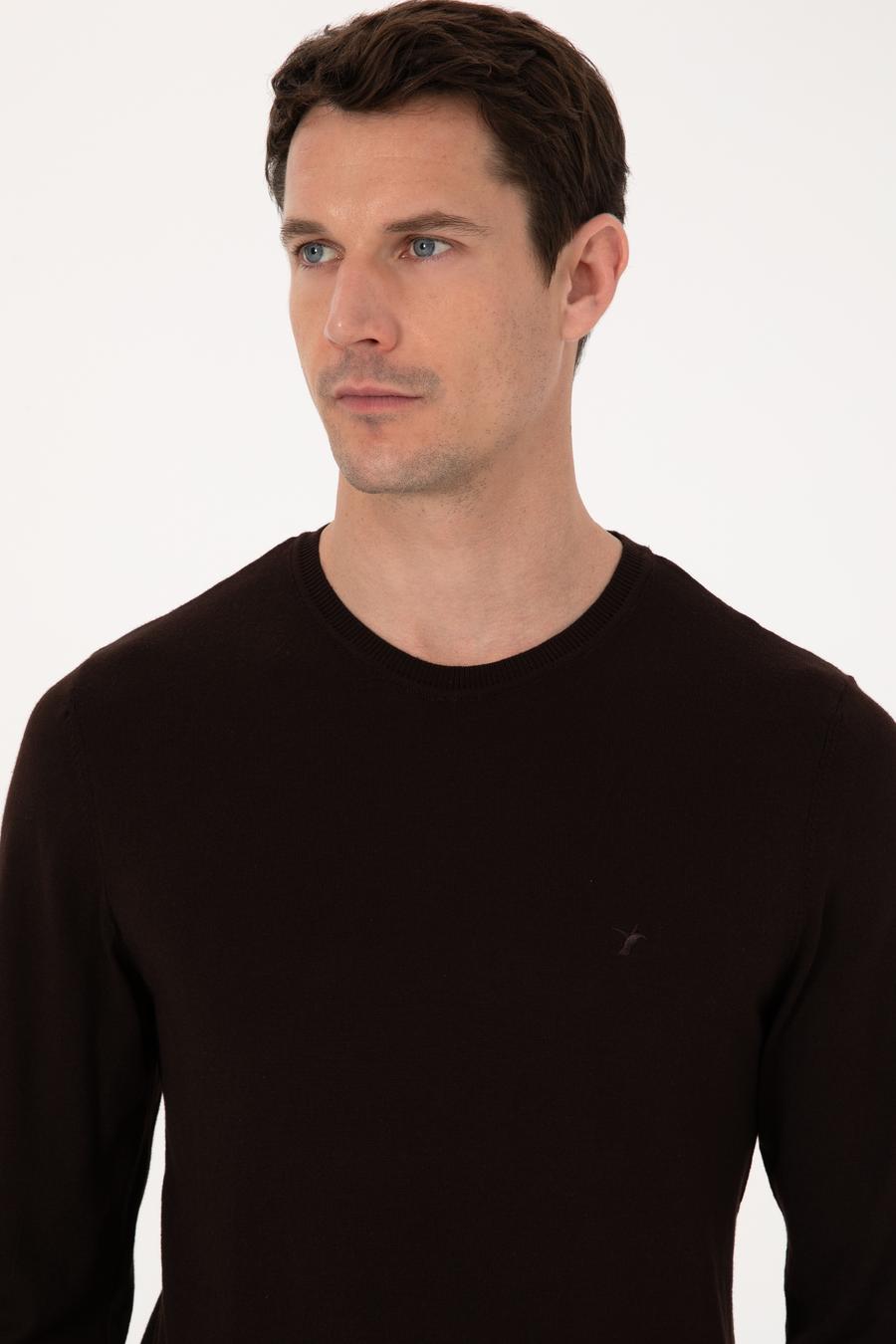 Kahverengi Slim Fit Pamuk Karışımlı Bisiklet Yaka Basic Triko Kazak - 50318620019