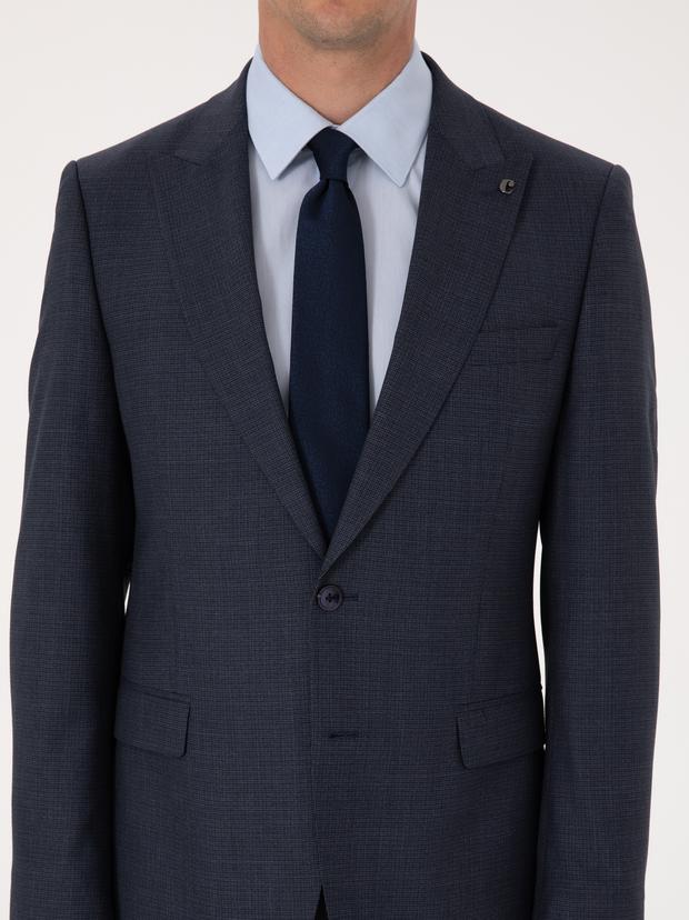 Lacivert Slim Fit Yün Karışımlı Mikro Desen Kırlangıç Yaka Takım Elbise