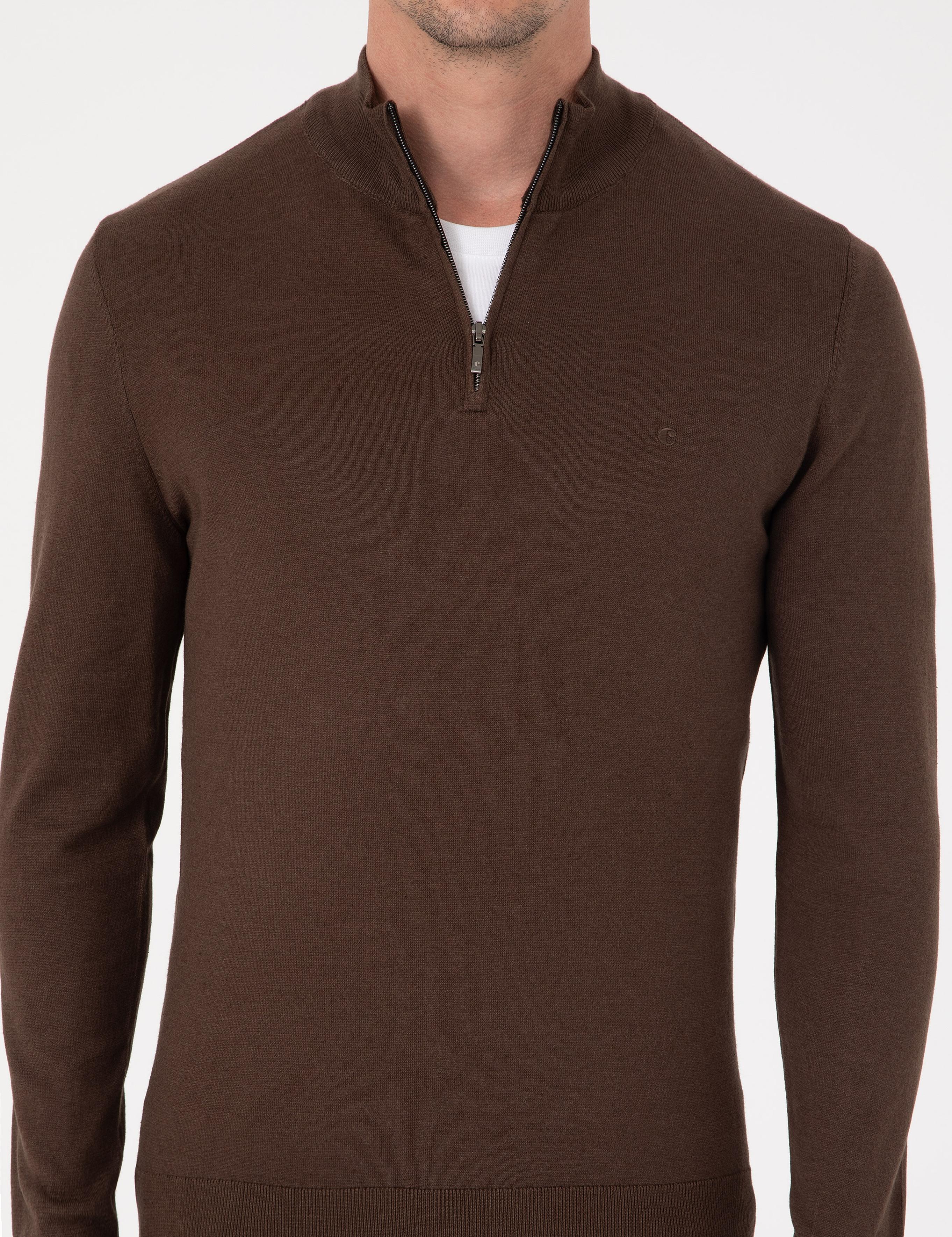 Kahverengi Slim Fit Pamuk Karışımlı Yarım Fermuarlı Dik Yaka Triko Kazak - 50318981020