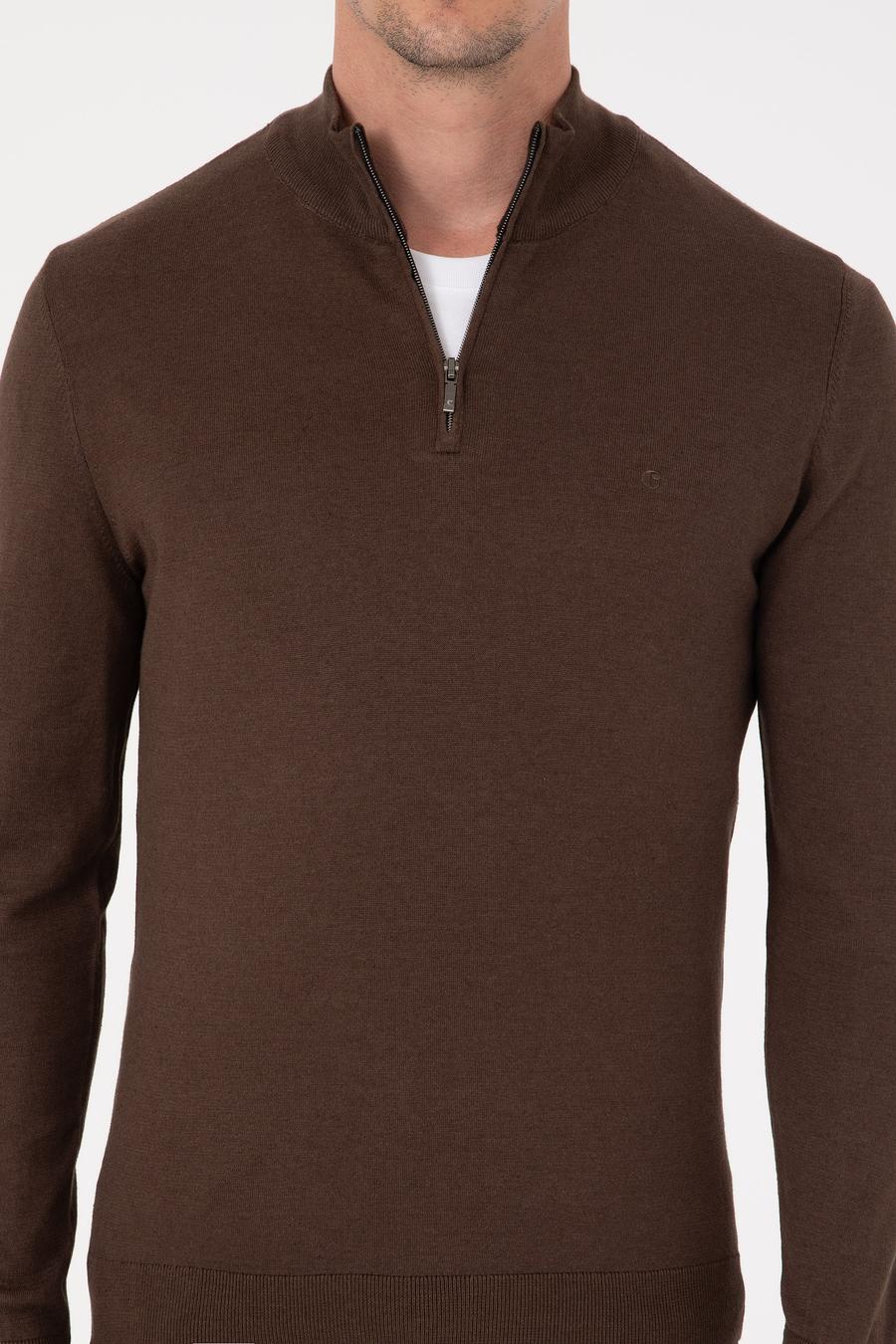 Kahverengi Slim Fit Pamuk Karışımlı Yarım Fermuarlı Dik Yaka Triko Kazak - 50318981020