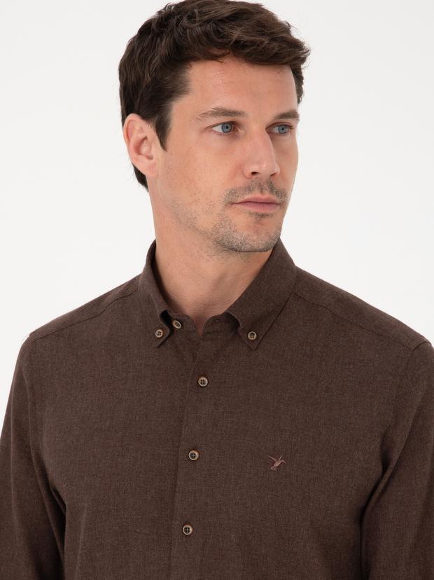 Koyu Kahverengi Slim Fit Pamuk Karışımlı Yakası Düğmeli Flanel Gömlek