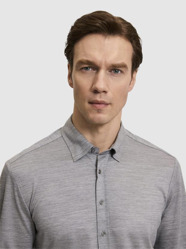 Gri Slim Fit Yün Karışımlı Yakası Alttan Biritli Gömlek