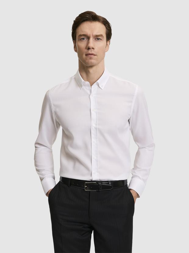 Beyaz Slim Fit %100 Pamuk Yakası Düğmeli Oxford Gömlek