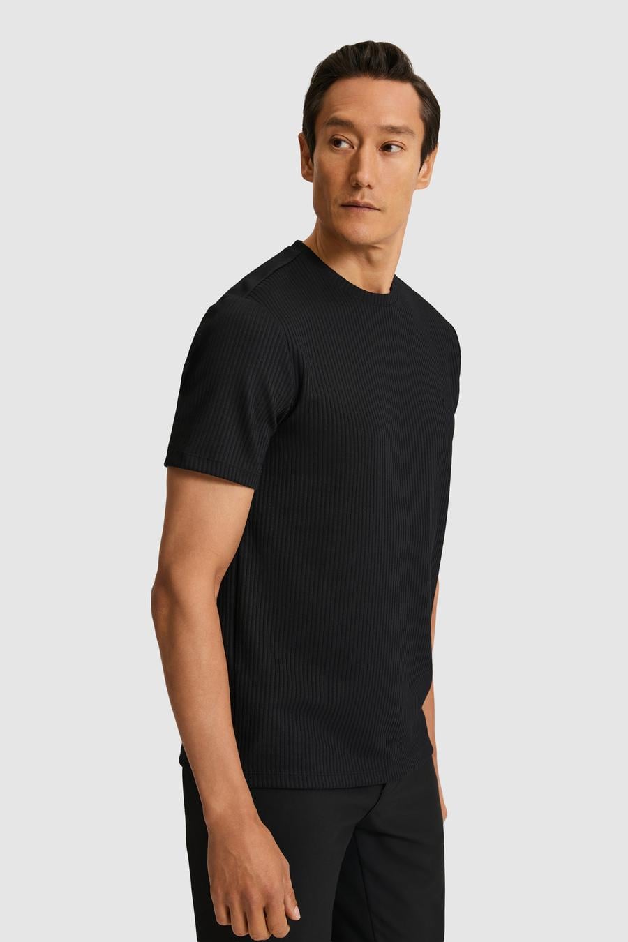Siyah Slim Fit Dokulu Bisiklet Yaka T-shirt - 50324381012