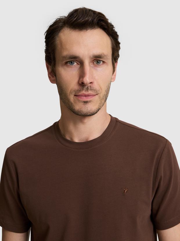 Kahverengi Slim Fit Pamuk Karışımlı Bisiklet Yaka Basic T-shirt