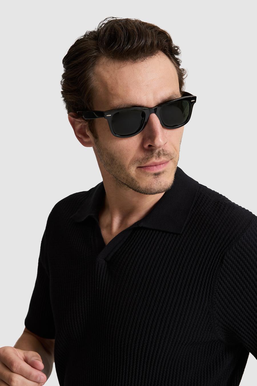 Siyah Slim Fit %100 Pamuk Apaş Yaka Triko T-shirt - 50320580034