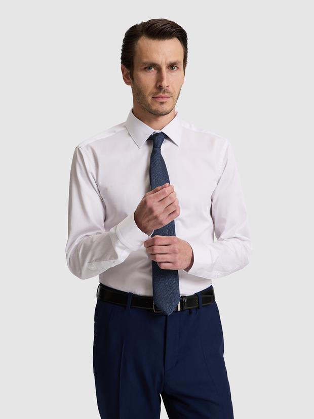 Beyaz Slim Fit %100 Pamuk Klasik Yaka Basic Gömlek