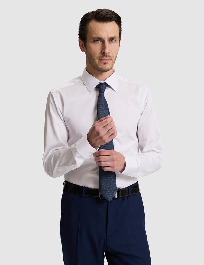 Beyaz Slim Fit %100 Pamuk Klasik Yaka Basic Gömlek