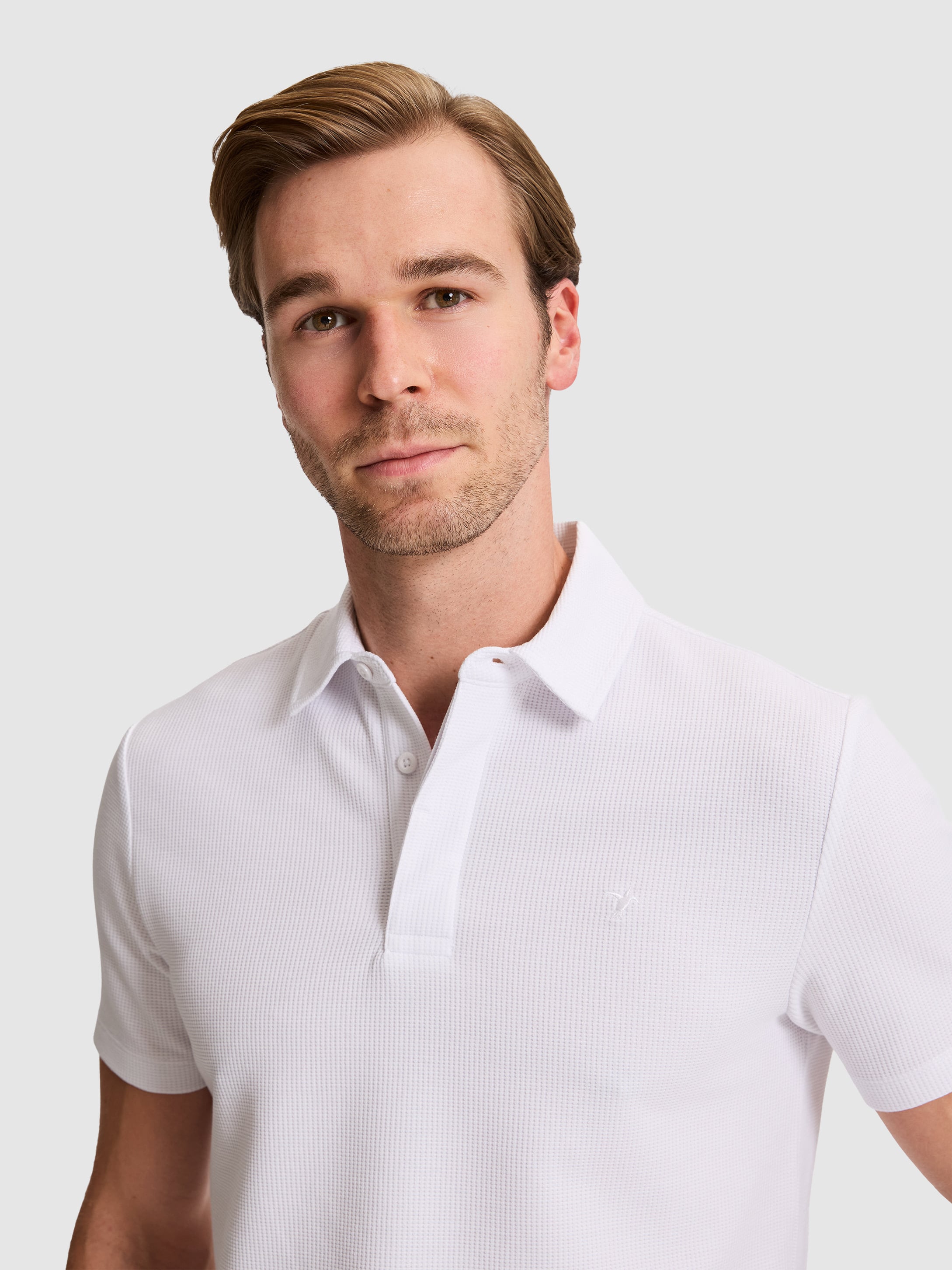 Beyaz Slim Fit Tişört